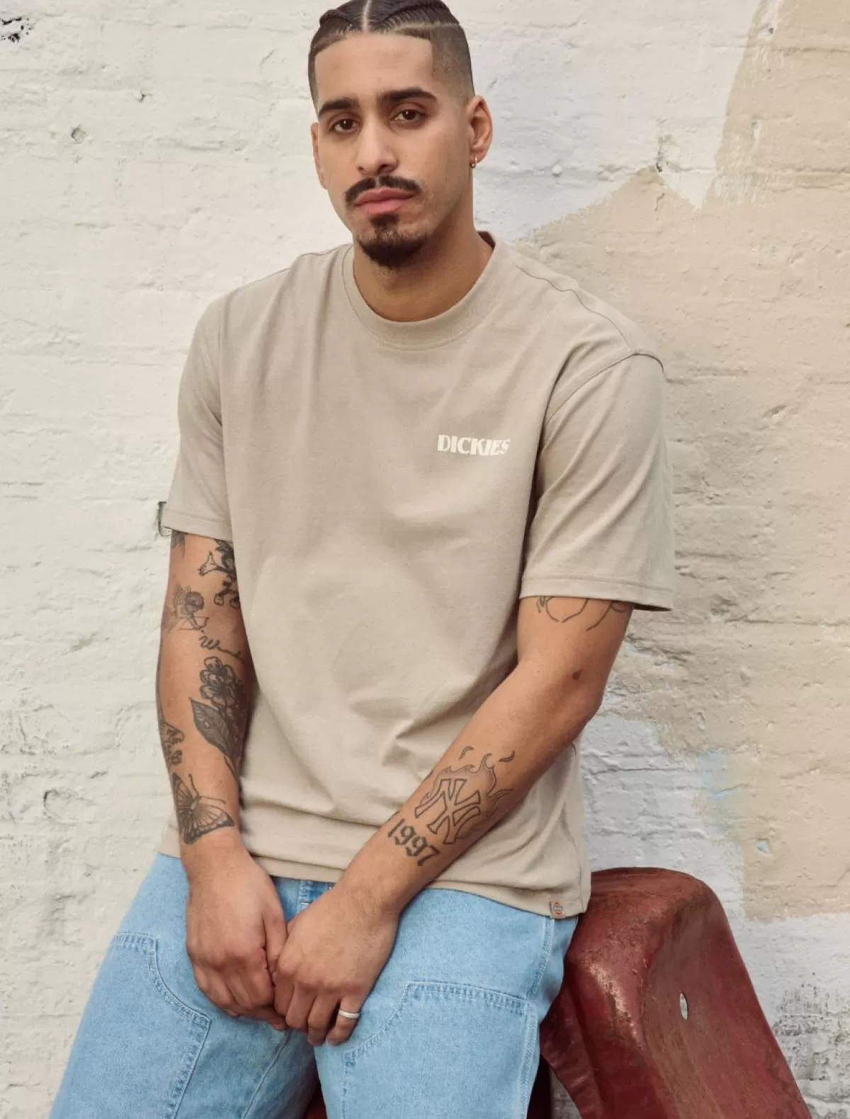 Best Sale Herndon Short Sleeve T-Shirt T-Shirts